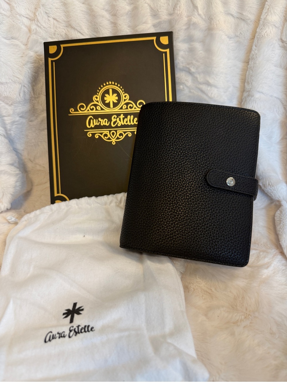 Aura Estelle A6 rings and strings black planner